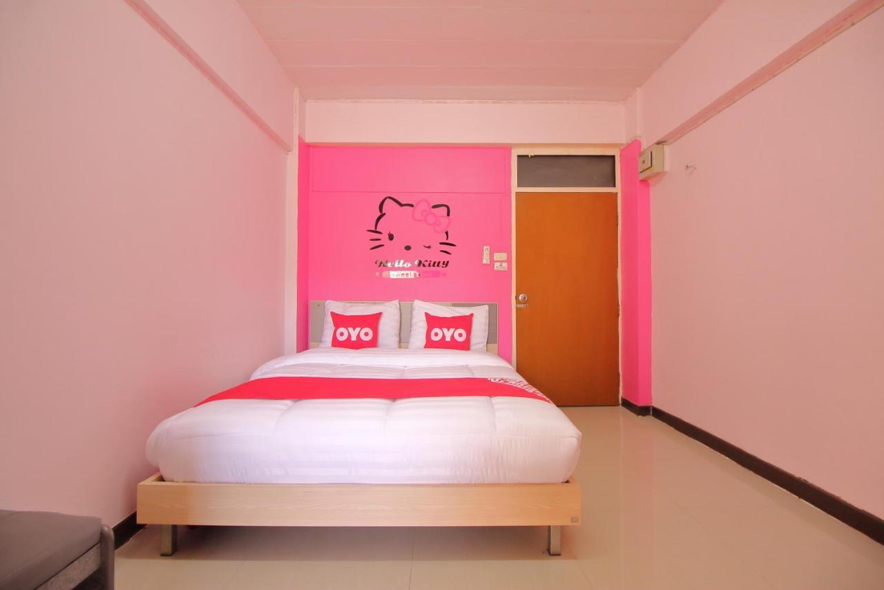Oyo 618 At Khaosan Hostel (Adults Only) Bangkok Exterior photo