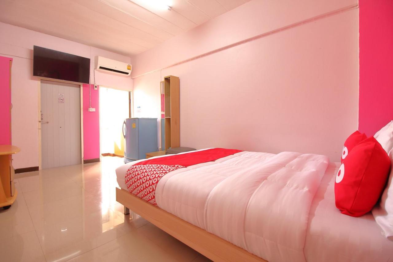 Oyo 618 At Khaosan Hostel (Adults Only) Bangkok Exterior photo